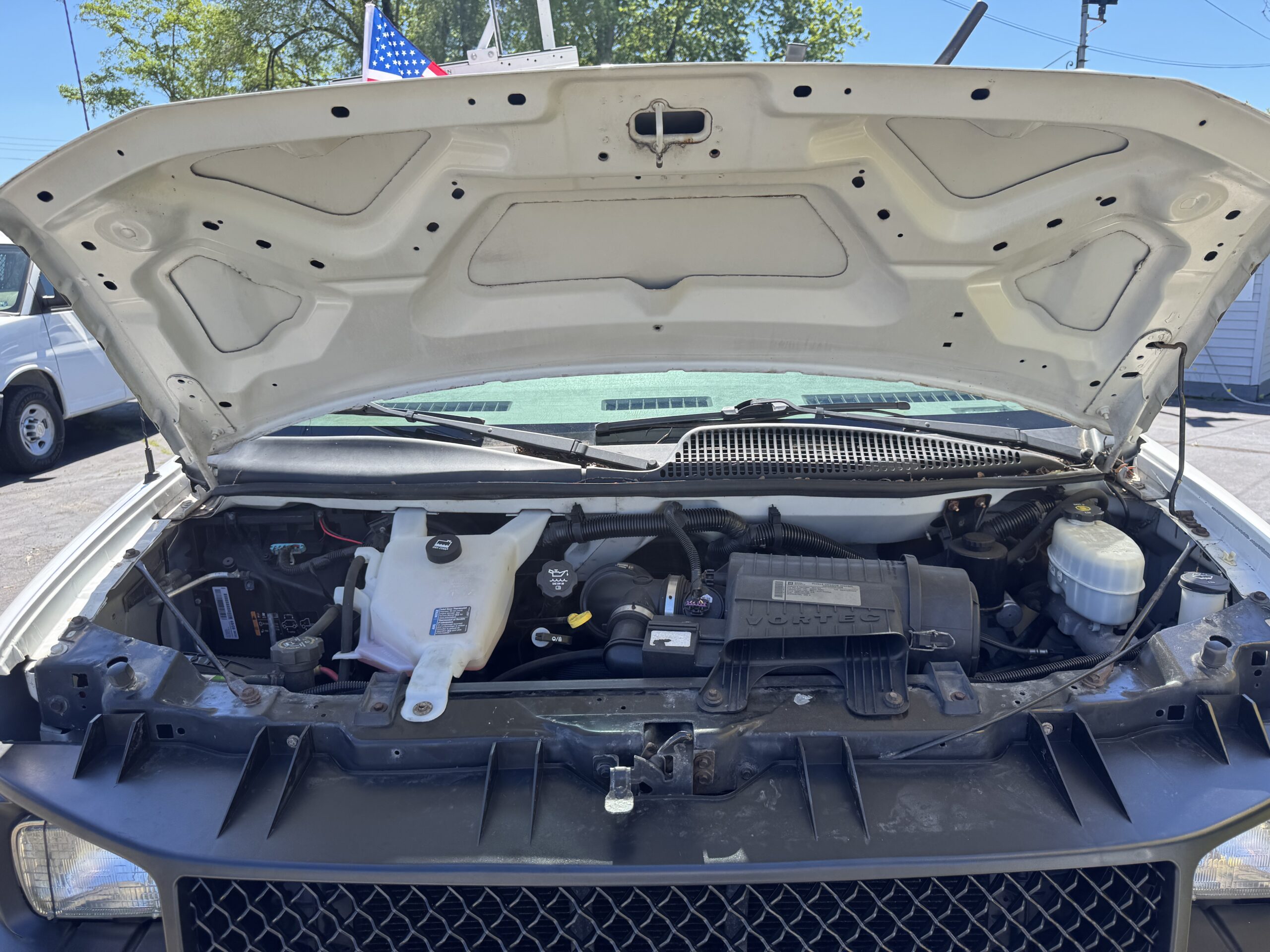 
								2012 Chevrolet Express 2500 full									