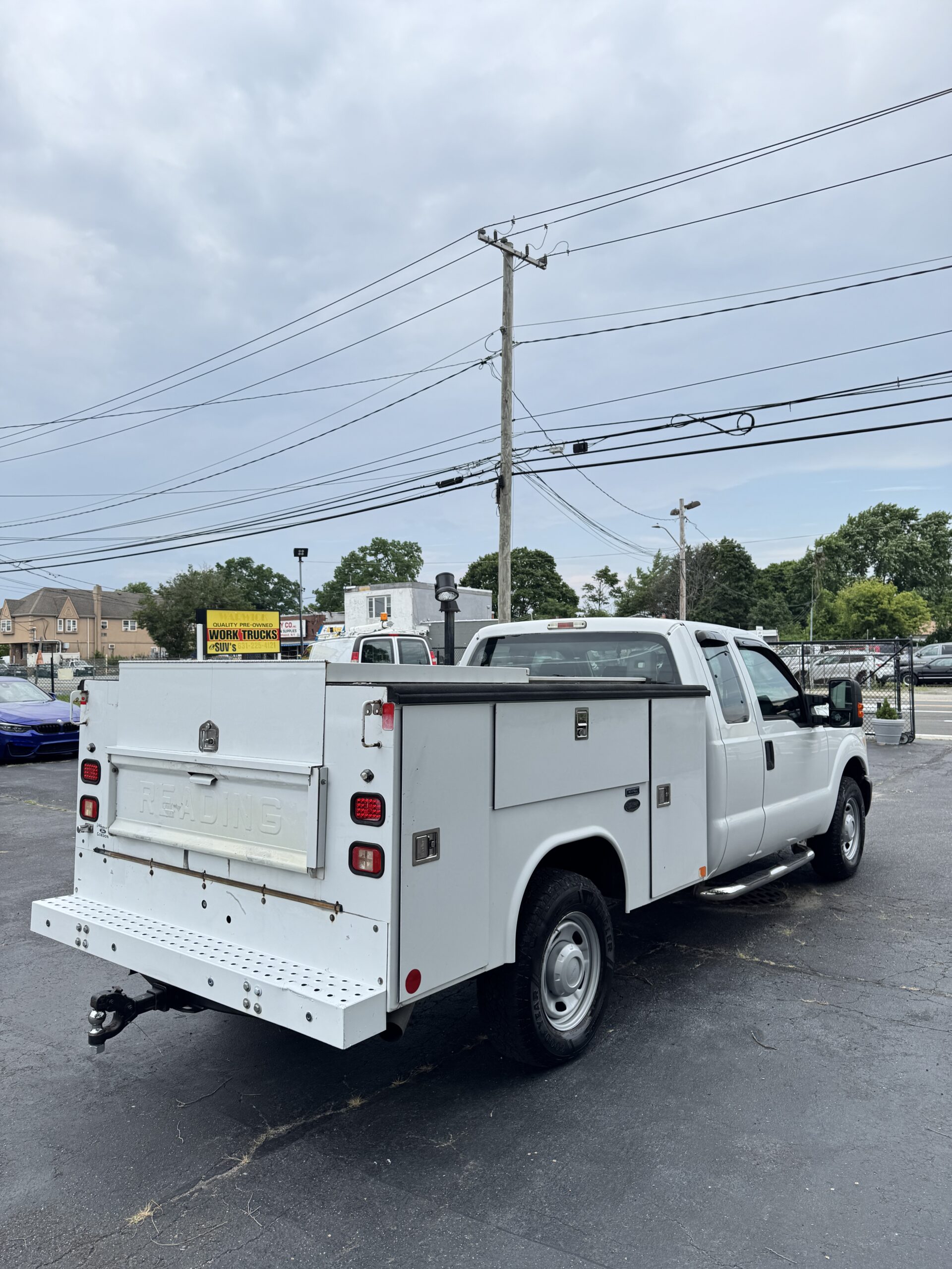 
								2016 Ford F-250 Utility Bed full									
