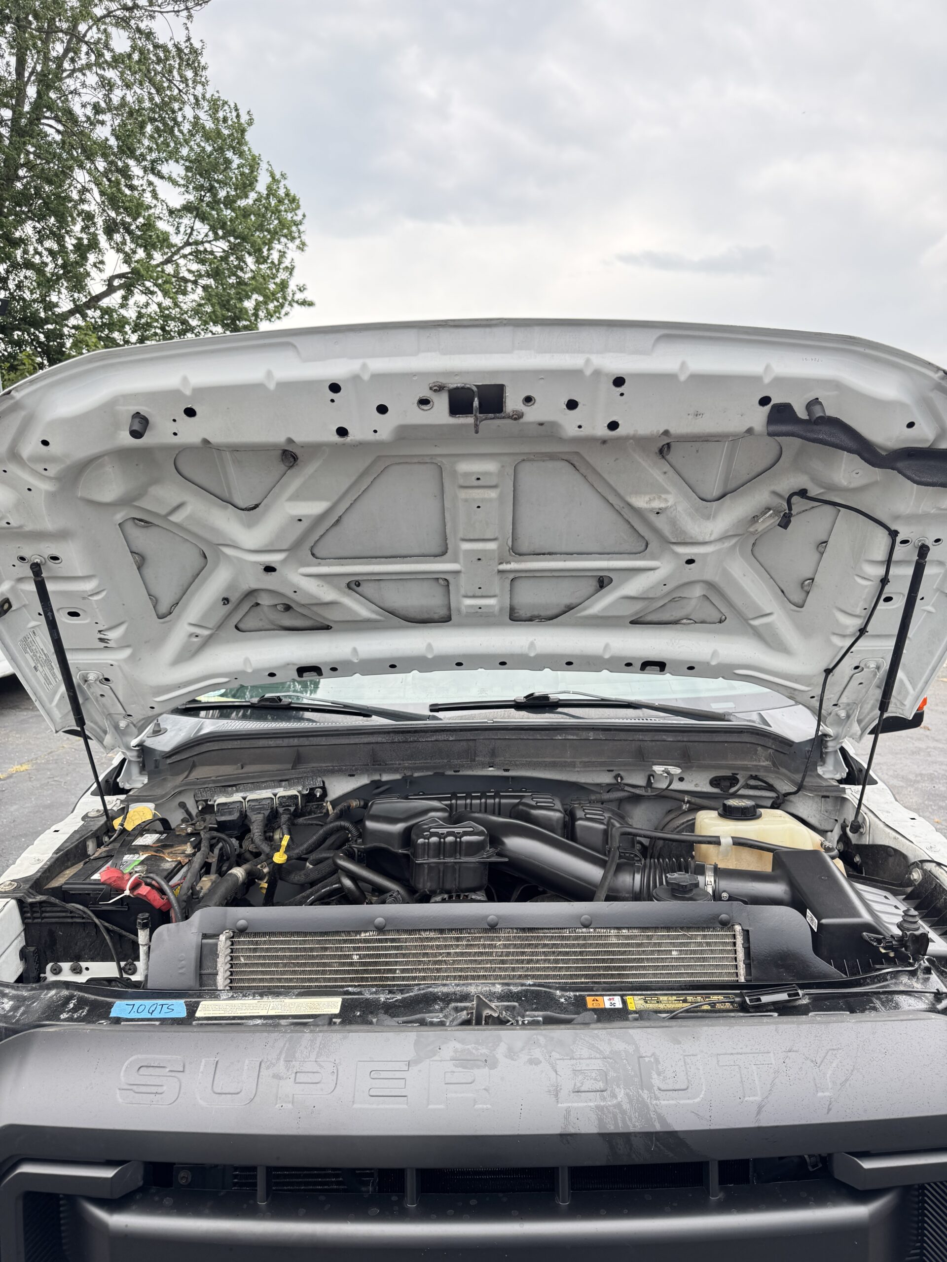 
								2016 Ford F-250 Utility Bed full									